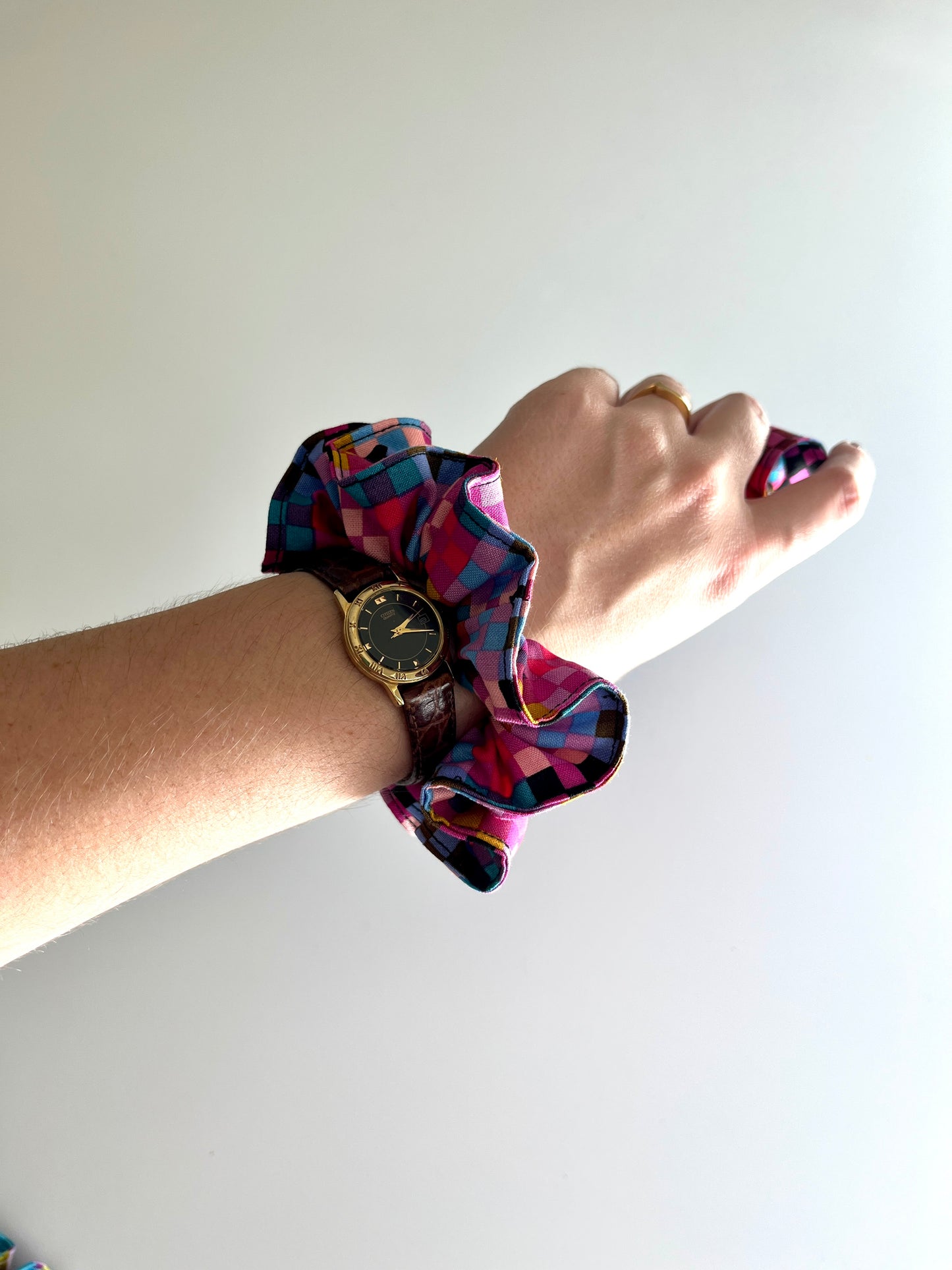 Scrappy Scrunchie | Modern Patchwork