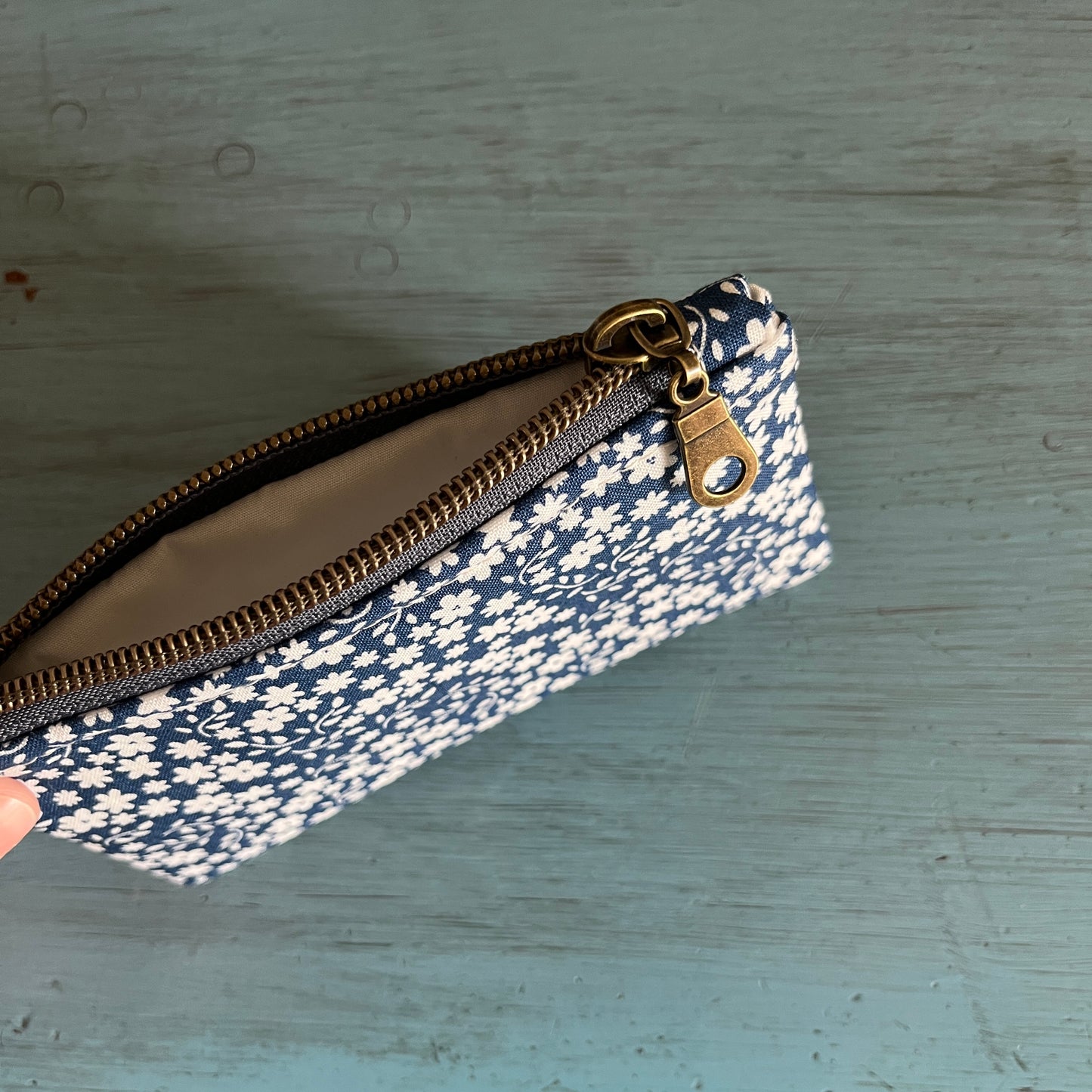 The Mini Pouch | Blue Floral