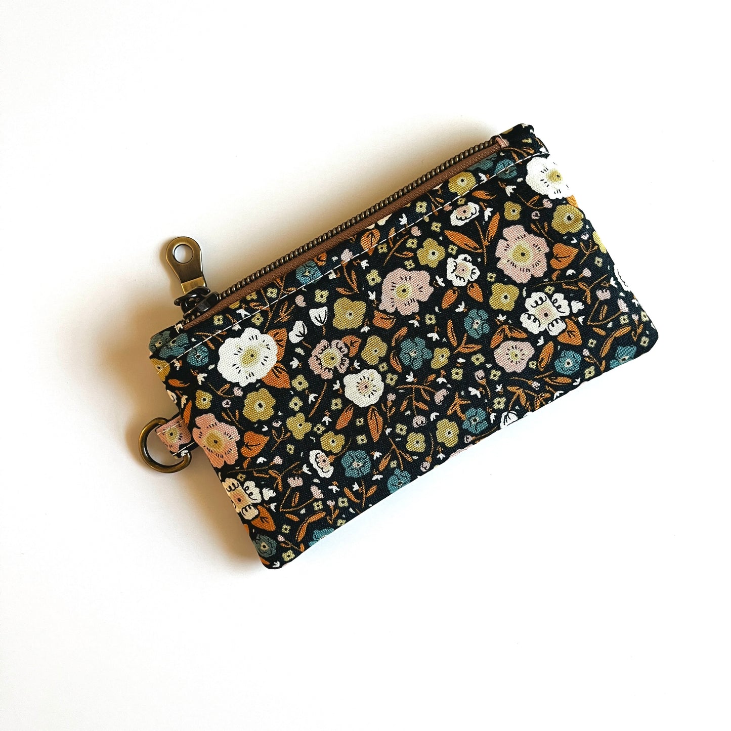 The Mini Pouch | Dainty Floral