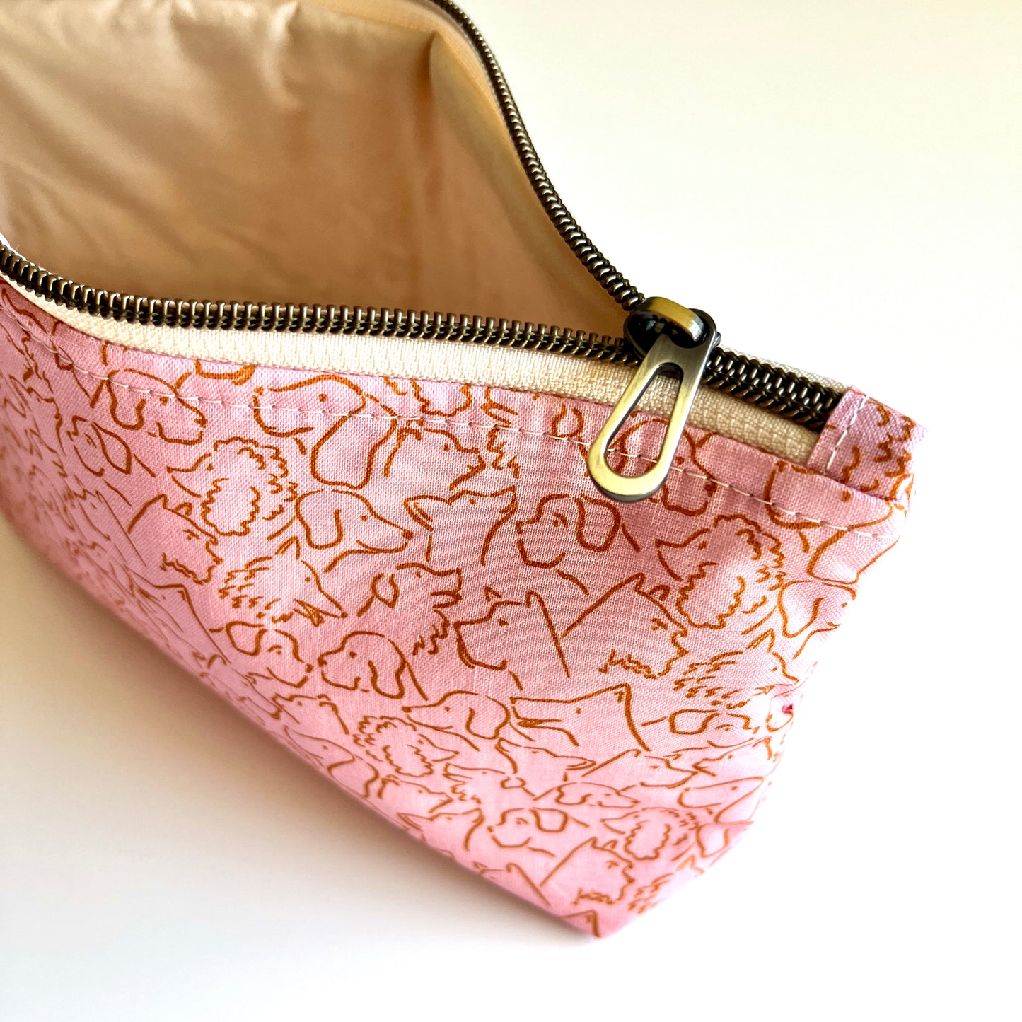 The Traveler Bag | Dozens of Dogs