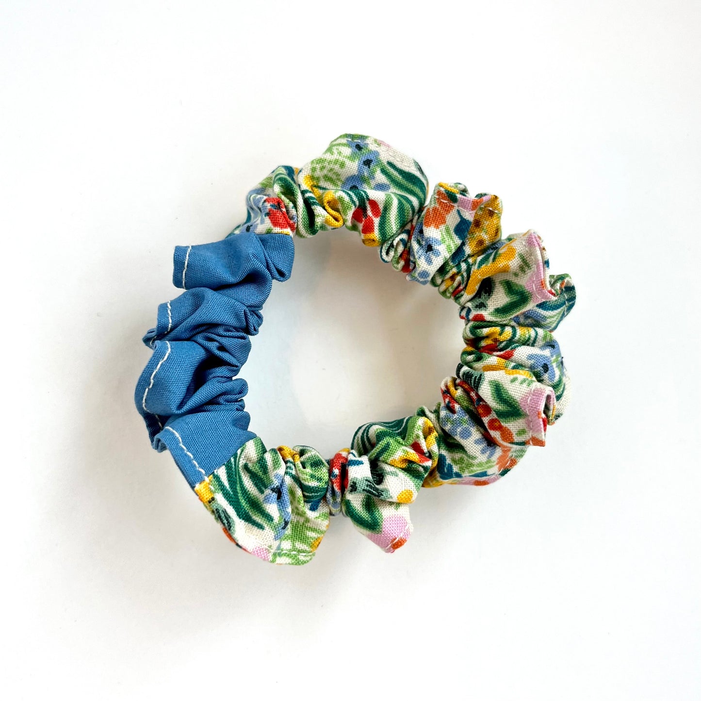 Scrappy Scrunchie | Field of Flowers