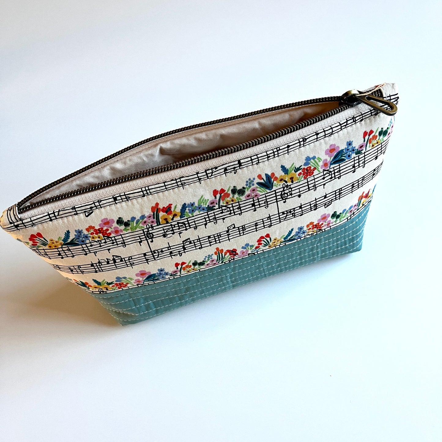 The Traveler Bag | Music Notes