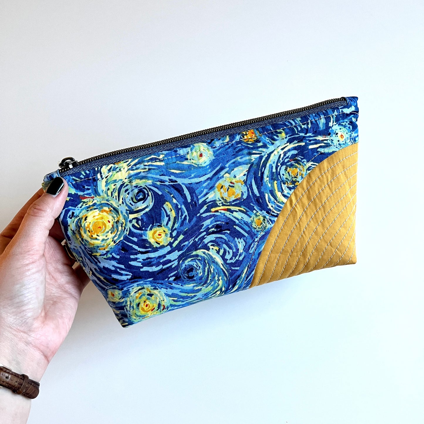The Traveler Bag | Starry Night