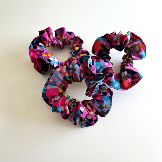 Scrappy Scrunchie | Modern Patchwork