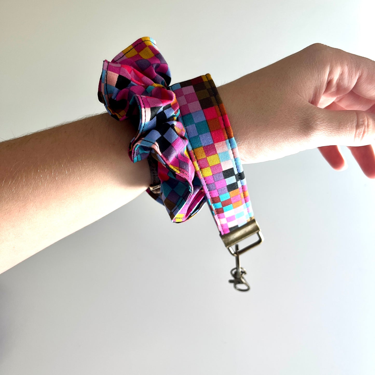 Scrappy Scrunchie | Modern Patchwork