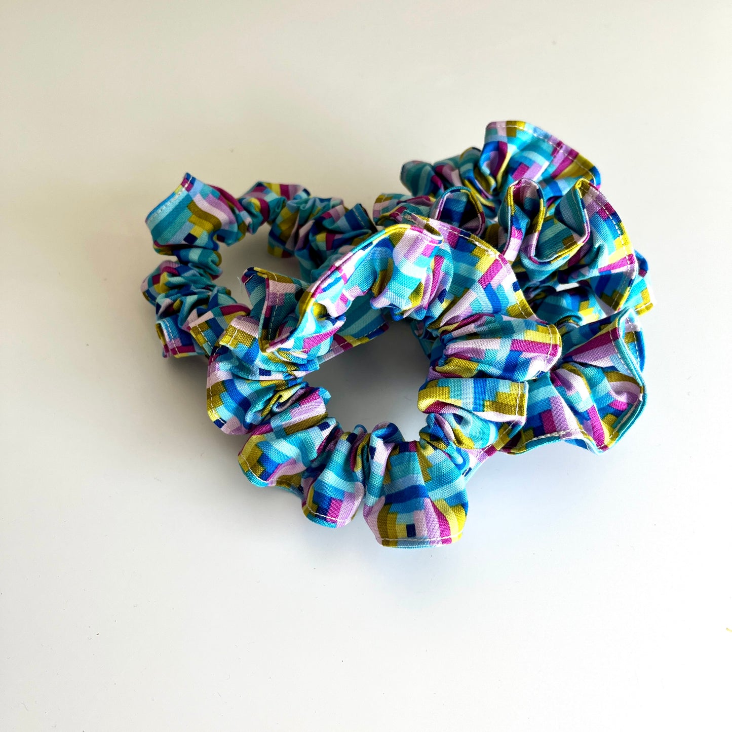 Scrappy Scrunchie | Log Cabin Quilt Block