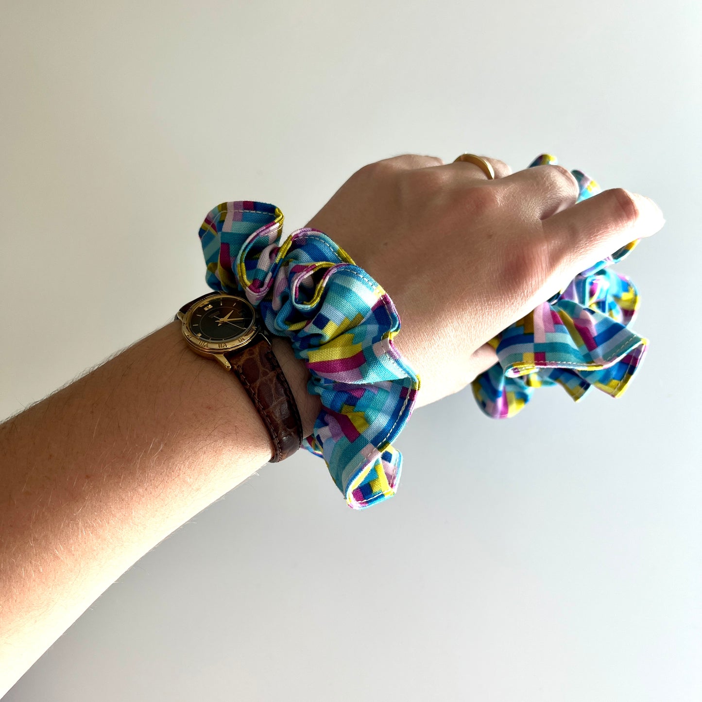 Scrappy Scrunchie | Log Cabin Quilt Block