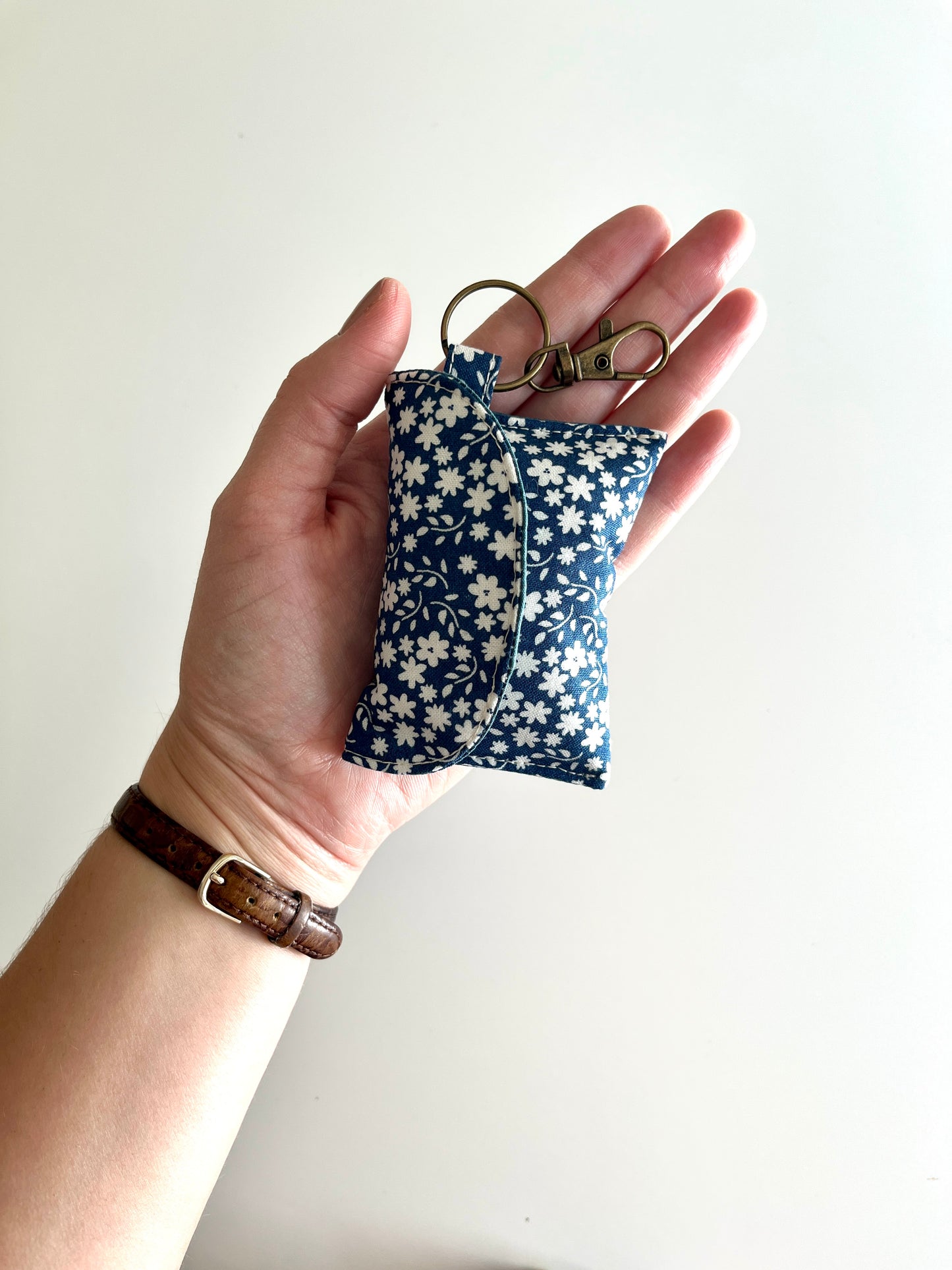 Bluetooth Earbuds Case | Blue Floral