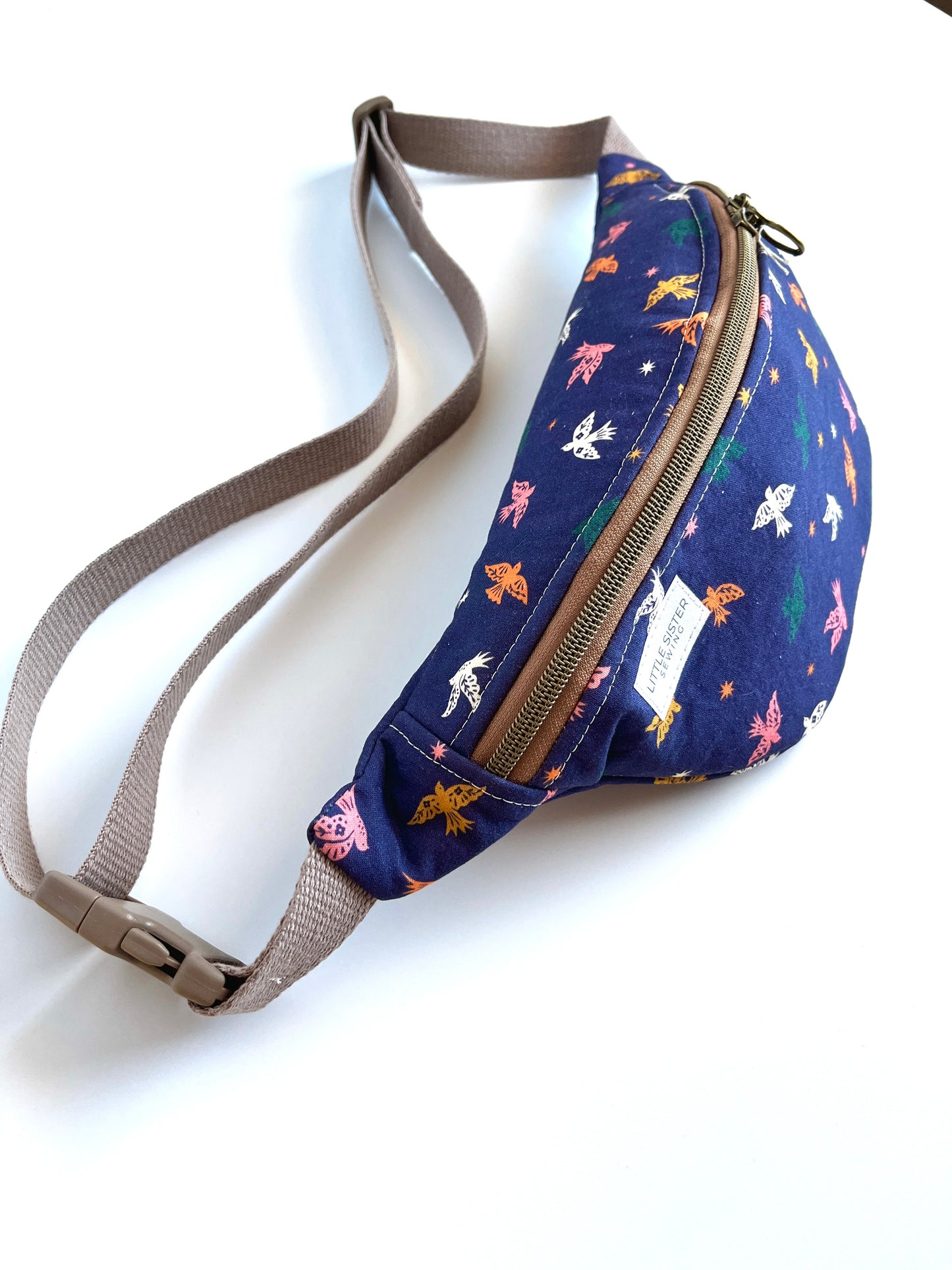 The Sling Bag | Dove Love