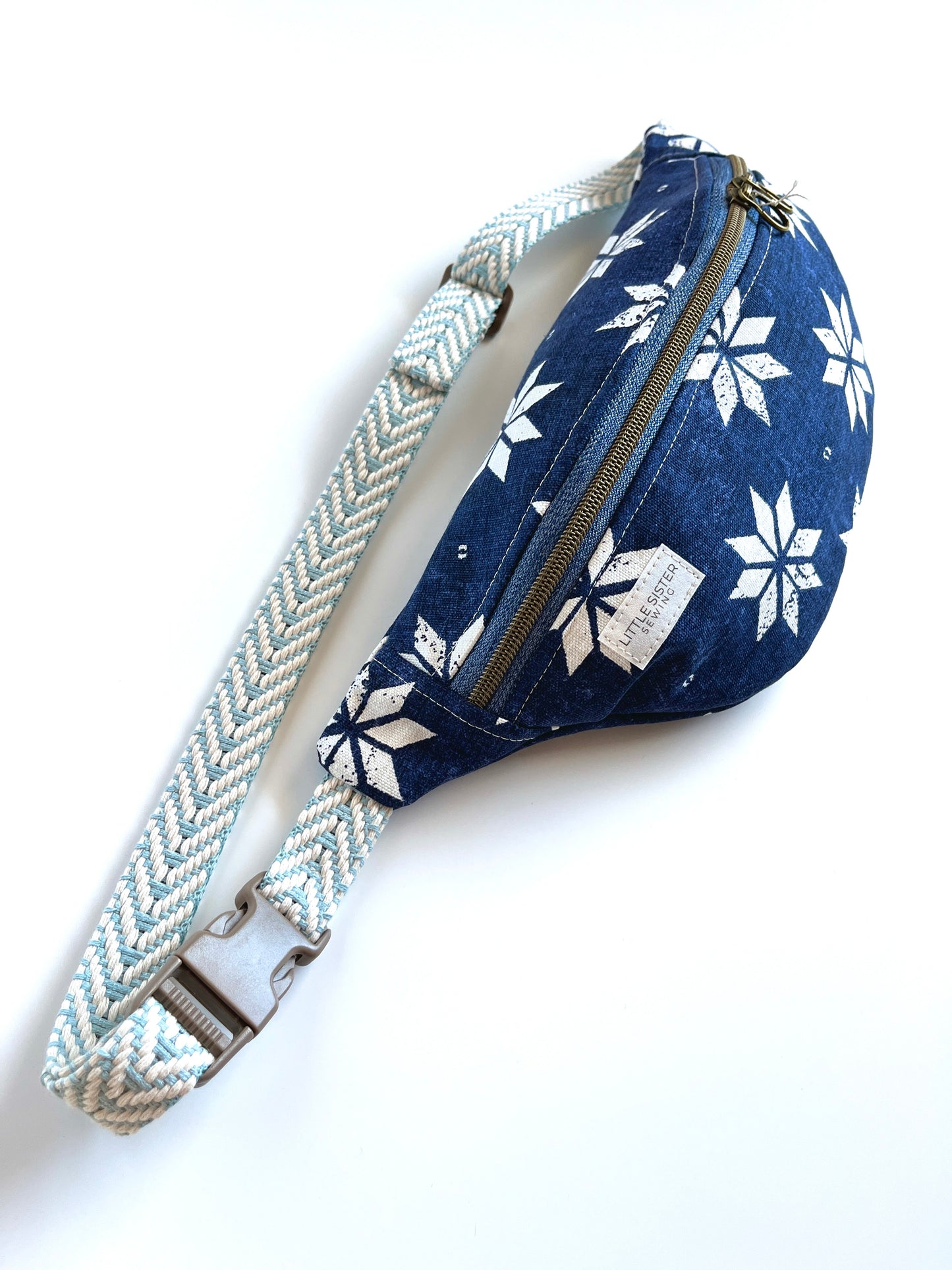 The Sling Bag | Winter Star