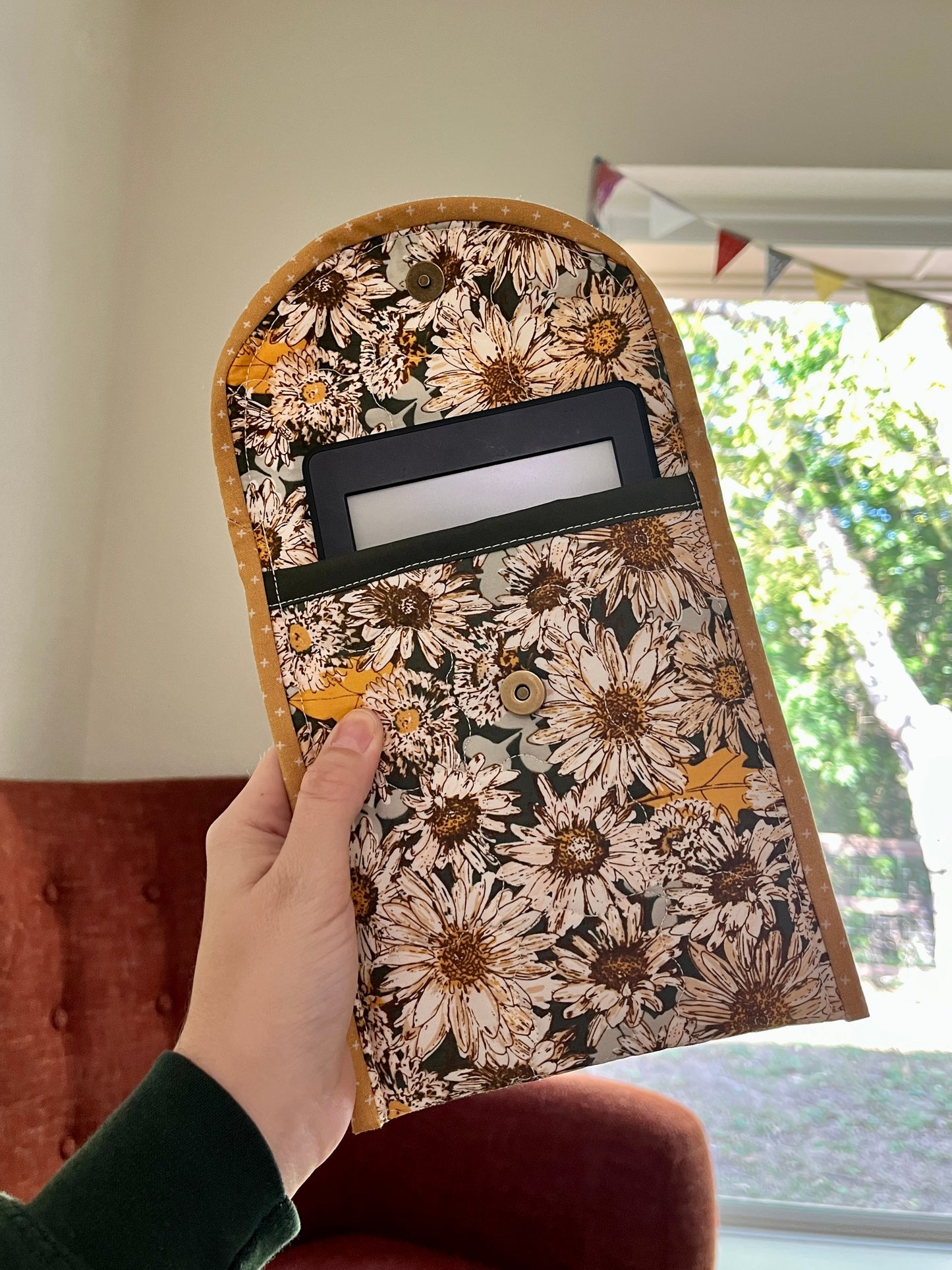 E-Reader Case | Paw Prints