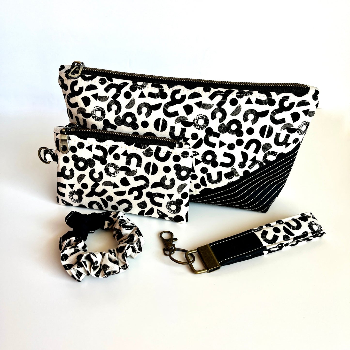 The Mini Pouch | Noir