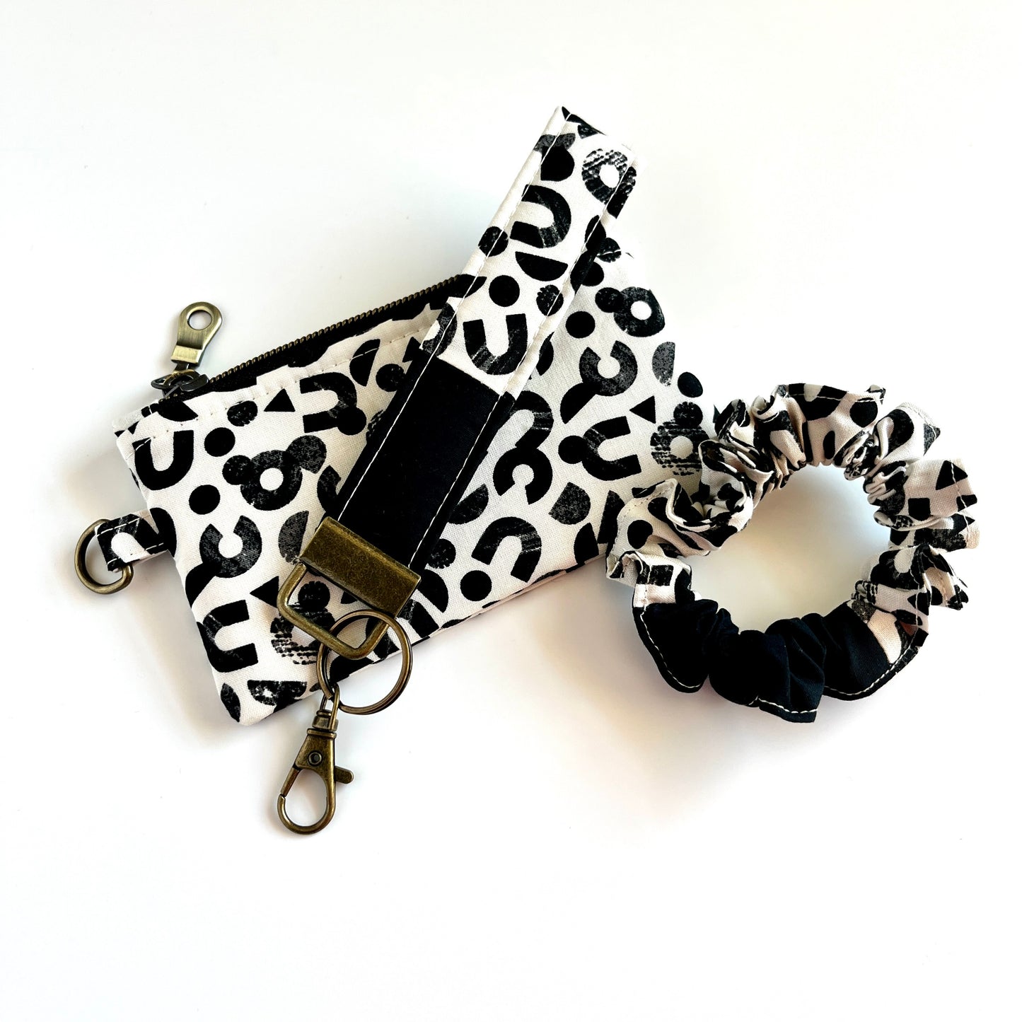 Scrappy Scrunchie | Noir