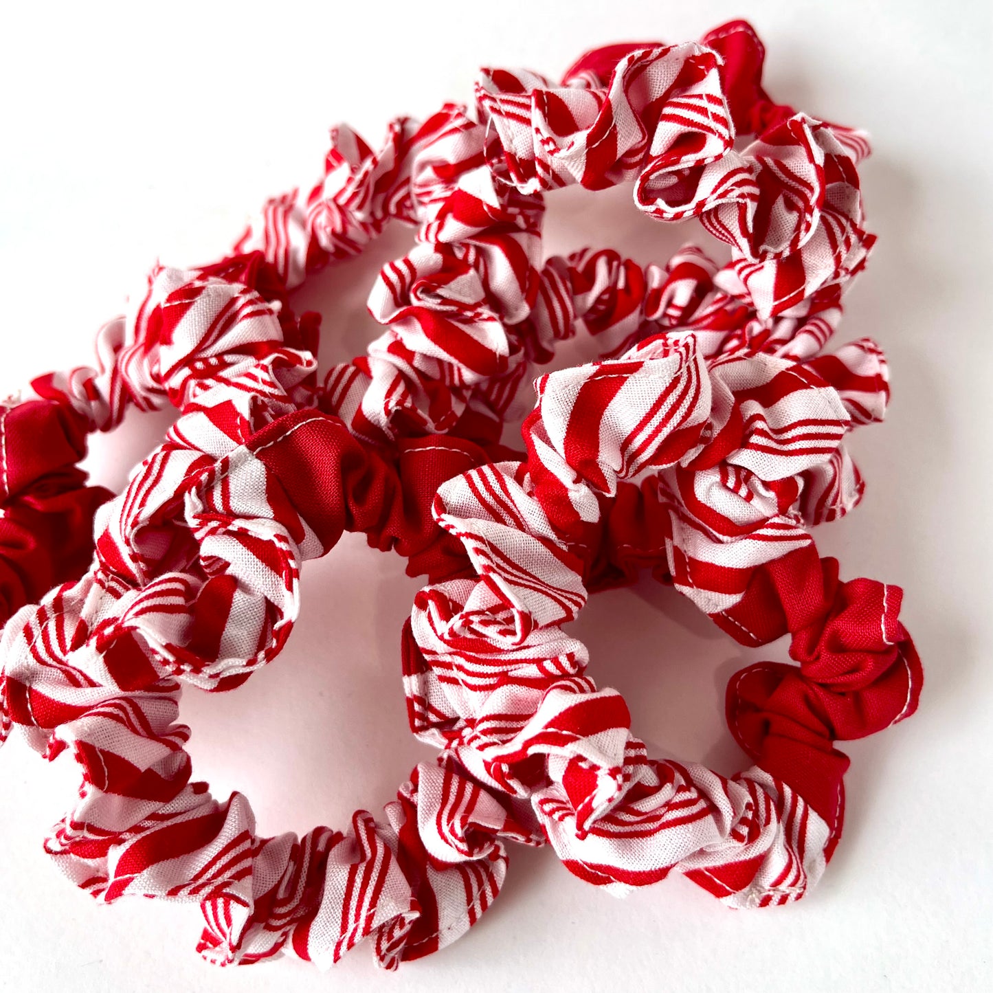 Scrappy Scrunchie | Candy Cane Stripe