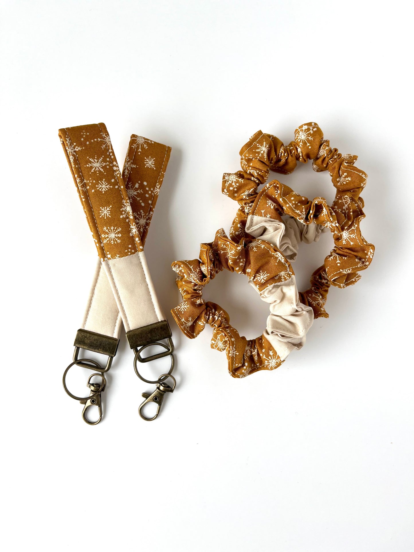 Scrappy Key Fob | Golden Snowflakes