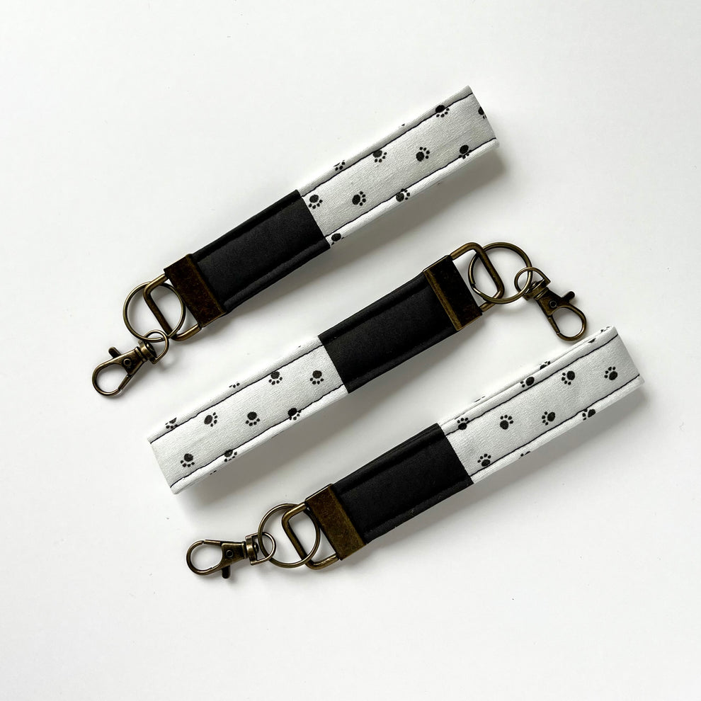 Scrappy Key Fob Paw Prints Little Sister Sewing